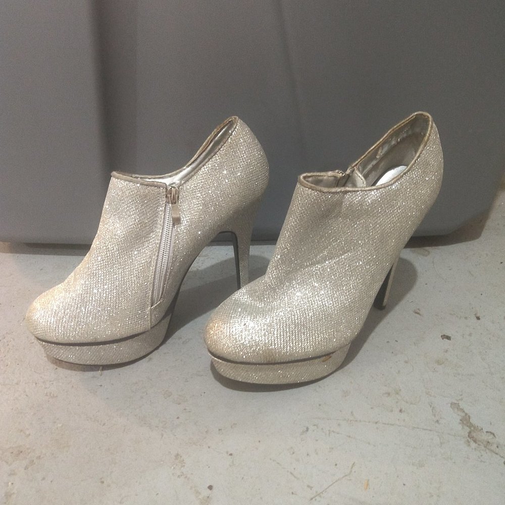 Kali Gold Platform Booties